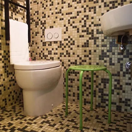 La Casa Dell'artista - 3' Dal Mare Apartment *