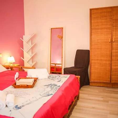 La Casa Dell'artista - 3' Dal Mare Apartment